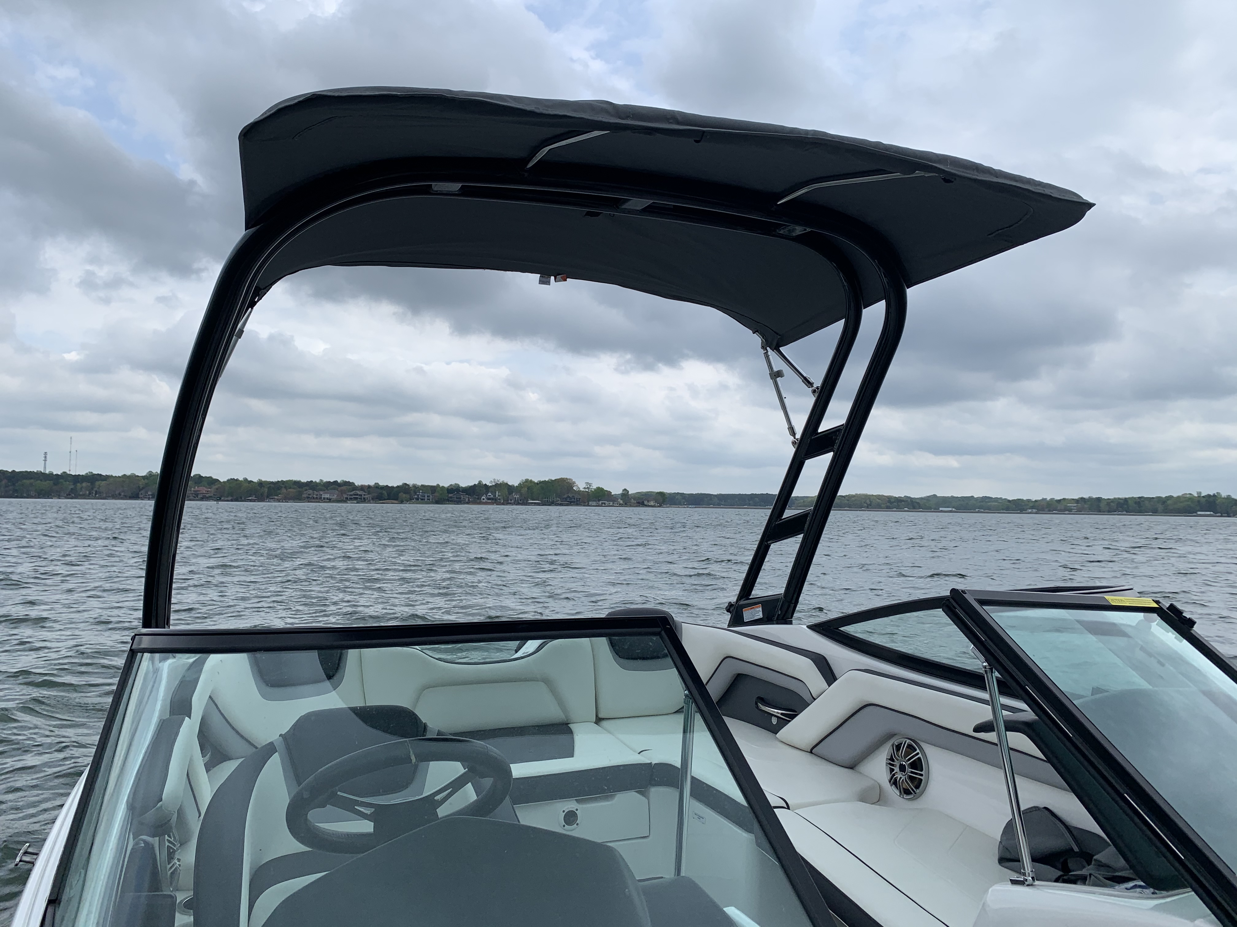 Rent a Yamaha AR192 in Huntersville, NC on Boatsetter