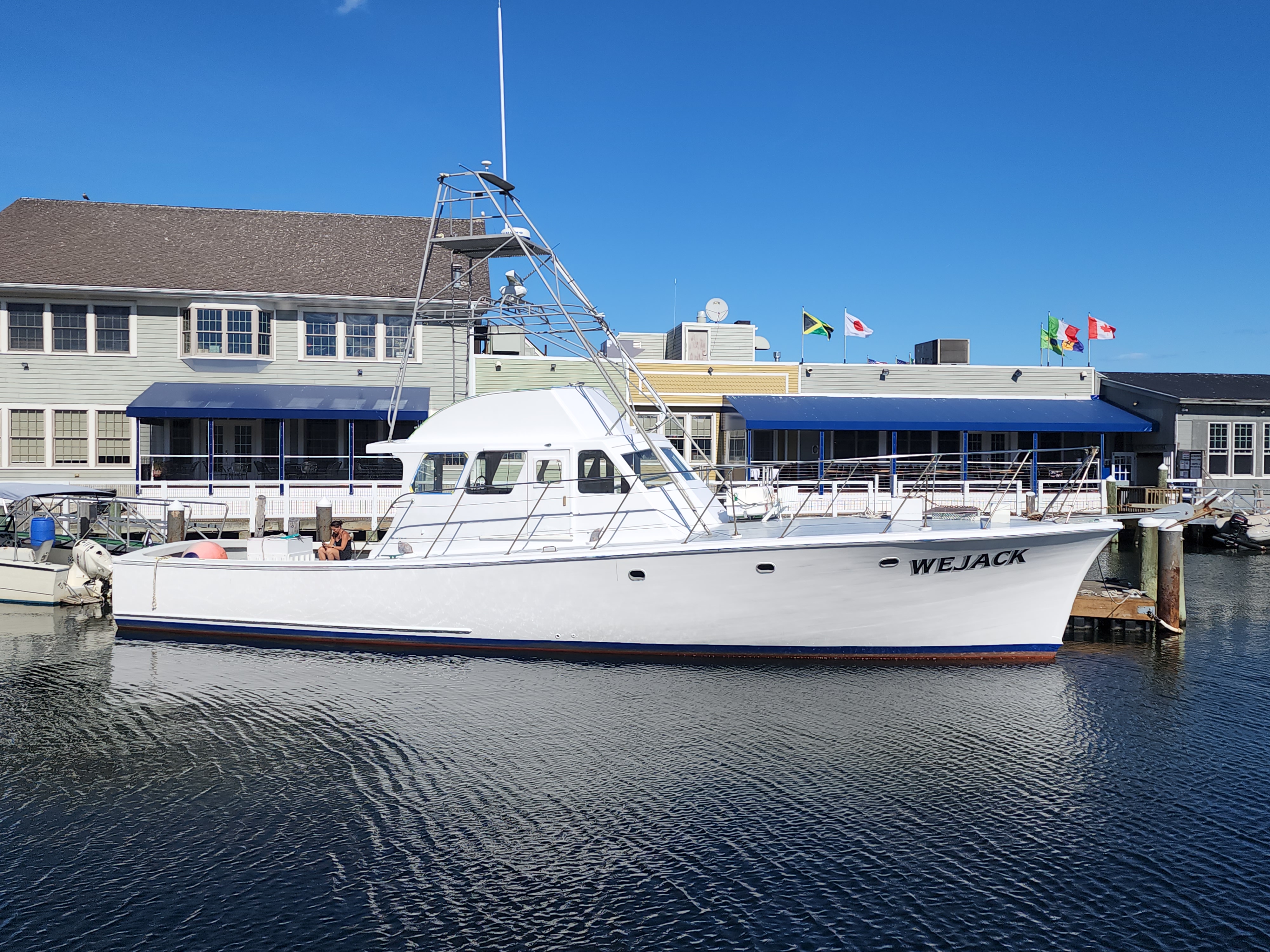 Rent a Royal Lowell Designed/Custom Built by Phil Feseden Boat
