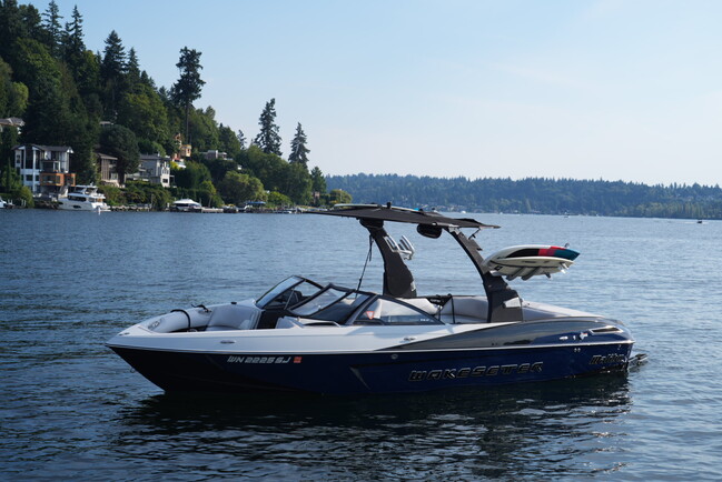 Meydenbauer — Malibu Boats Wakesetter 23 LSV