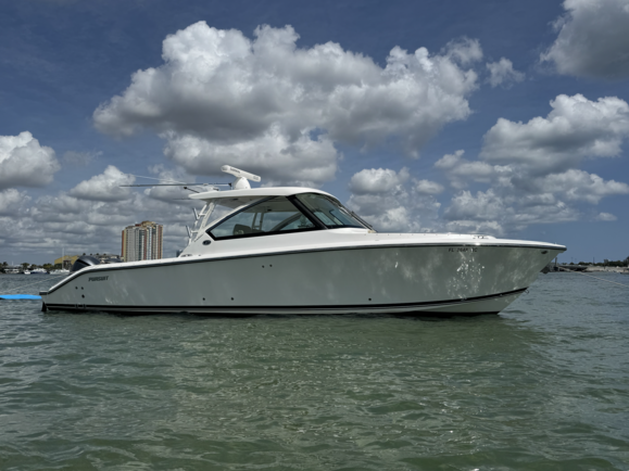 Rent a PURSUIT DC325 DUAL CONSOLE 2/2-F300HP in Lantana, FL on