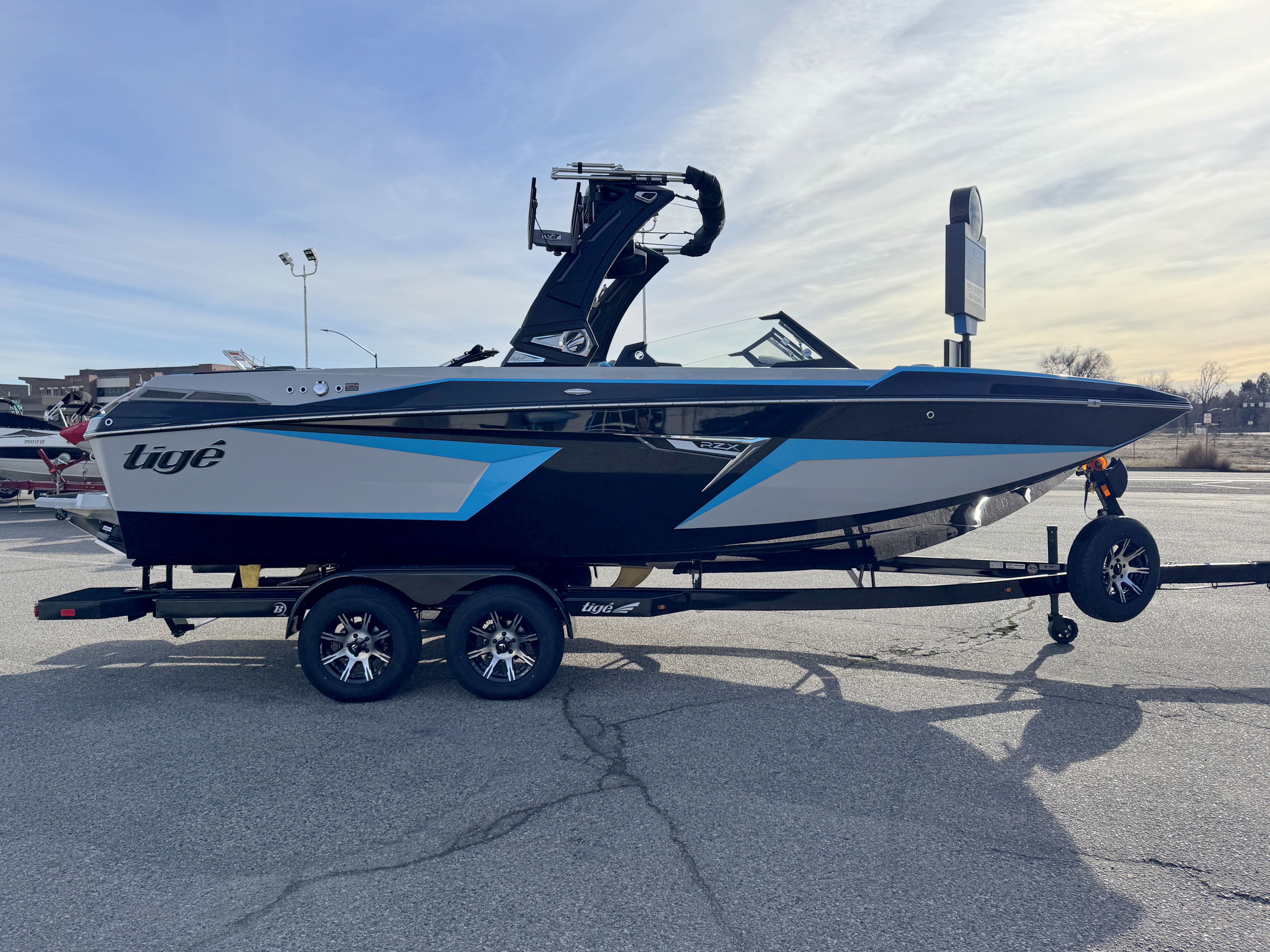 Rent a TIGE' BOATS 22RZX in Mooresville, NC on Boatsetter